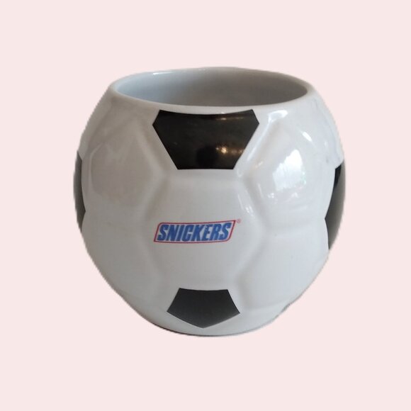 Snickers Soccer Ball Seven Islands UAE Souvenir Collectable Mug - Picture 1 of 12